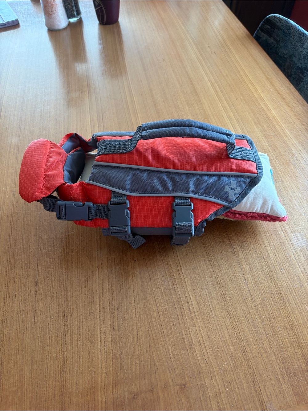 Top Paw Orange and Gray Dog Life Jacket xs-s